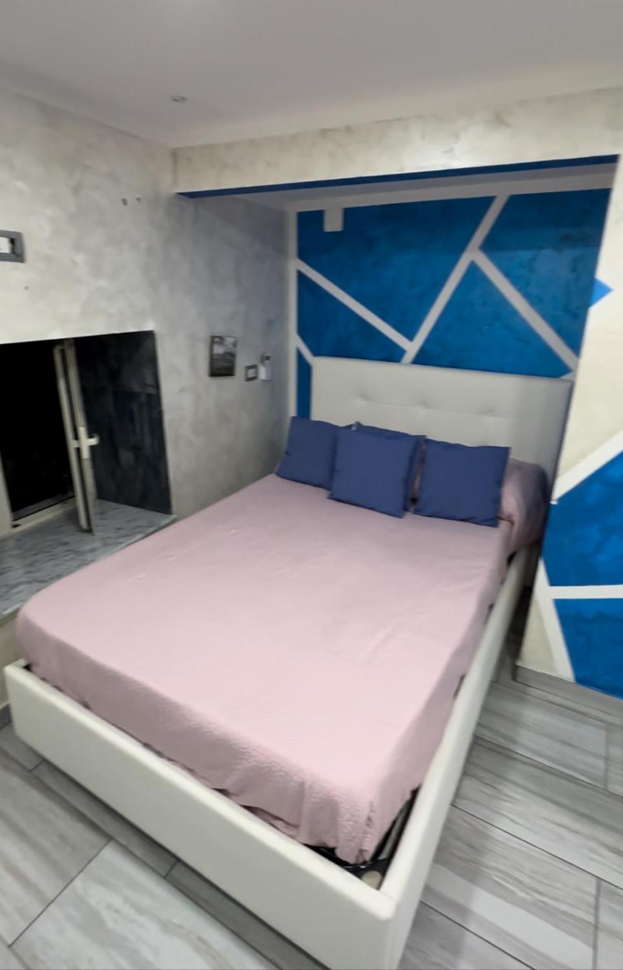 Clopat Vacanze2023 Hotel Napels Buitenkant foto